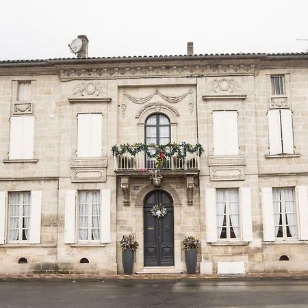 Le Grand Echiquier Otel Coutras Dış mekan fotoğraf